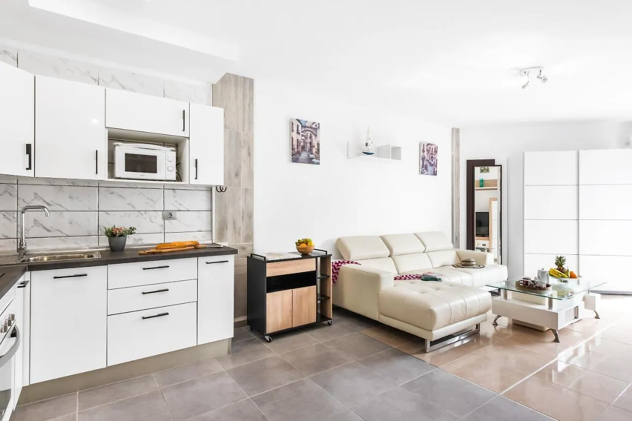 374 Atlantic View 1 Bedroom, Terrace, And Heated Pool Arona  0*, Arona (Tenerife) Spain